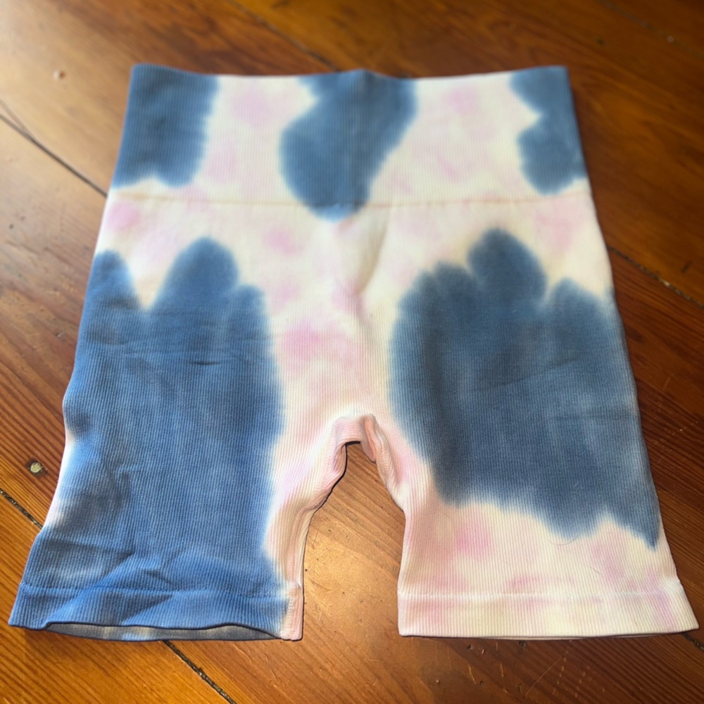 No Boundaries Blue and Pink Bike Shorts High-Waisted Stretch